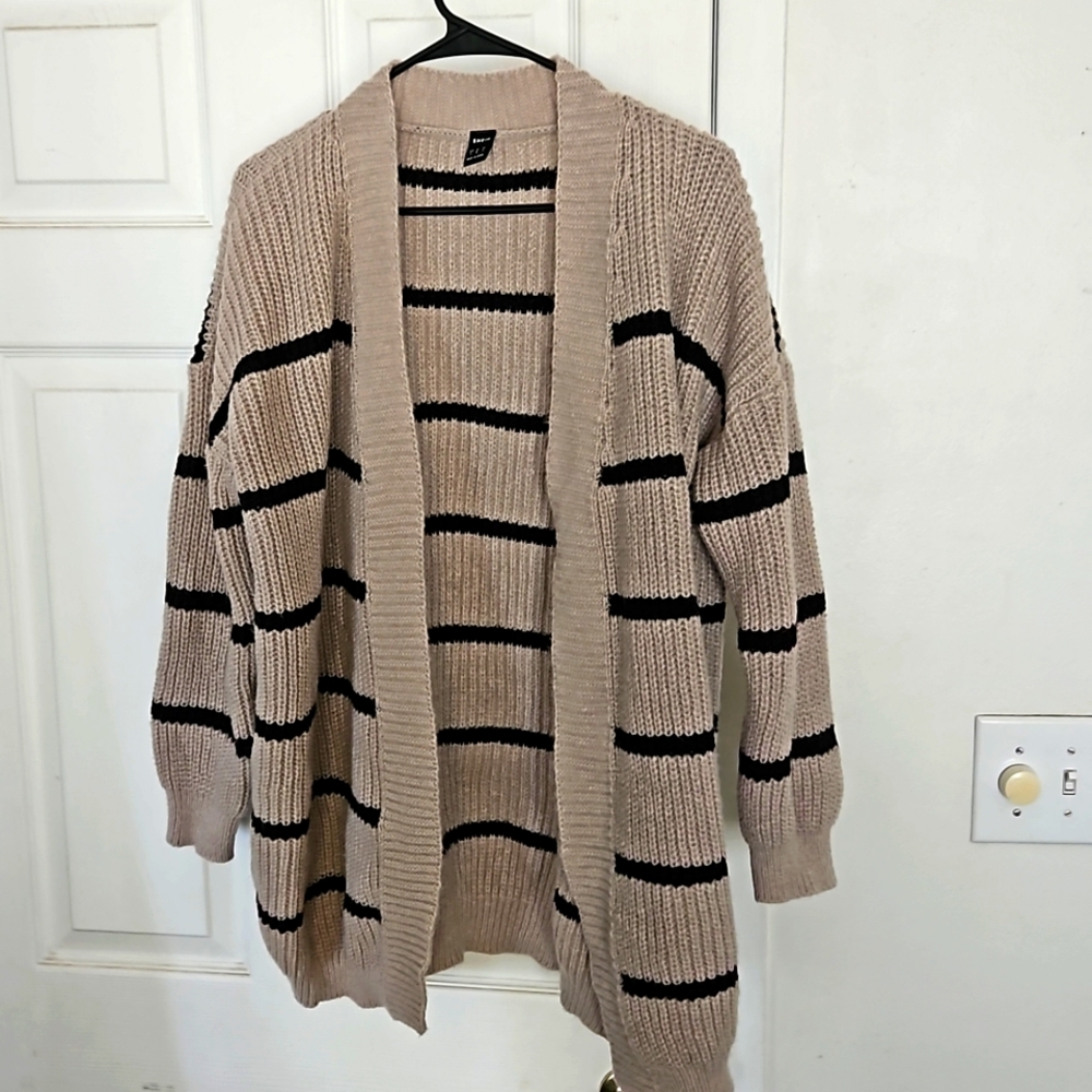 Shein Cardigan tan and black